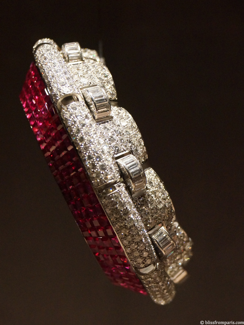 "Bracelet Esclave" de Boucheron, diamants, rubis