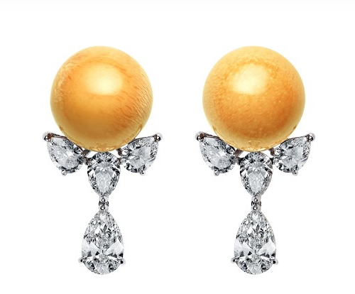 Mikimoto- Boucles d'oreilles ornées de perles de melo (perle naturelle), diamants,platine © Mikimoto