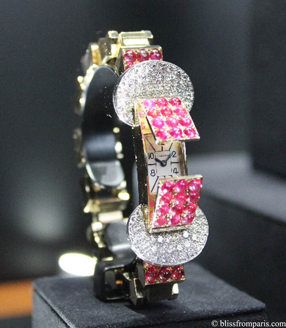 Bracelet-montre à volet de Cartier, 1942